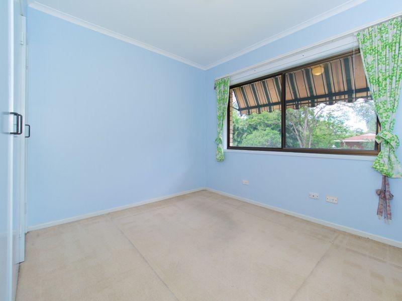 55 Crest Rd, Greenbank QLD 4124