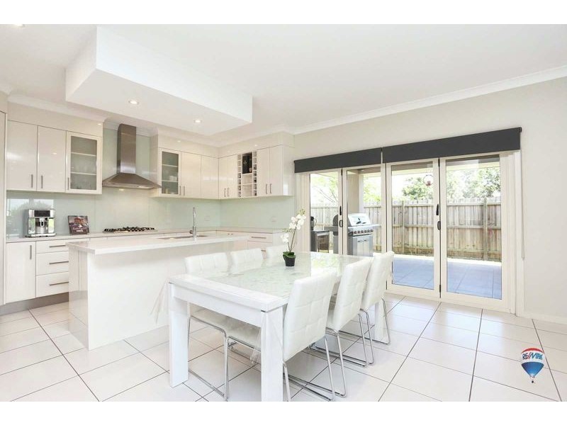 10 Watergum Street, Heathwood QLD 4110