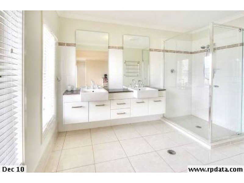12 Lenton Place, Calamvale QLD 4116