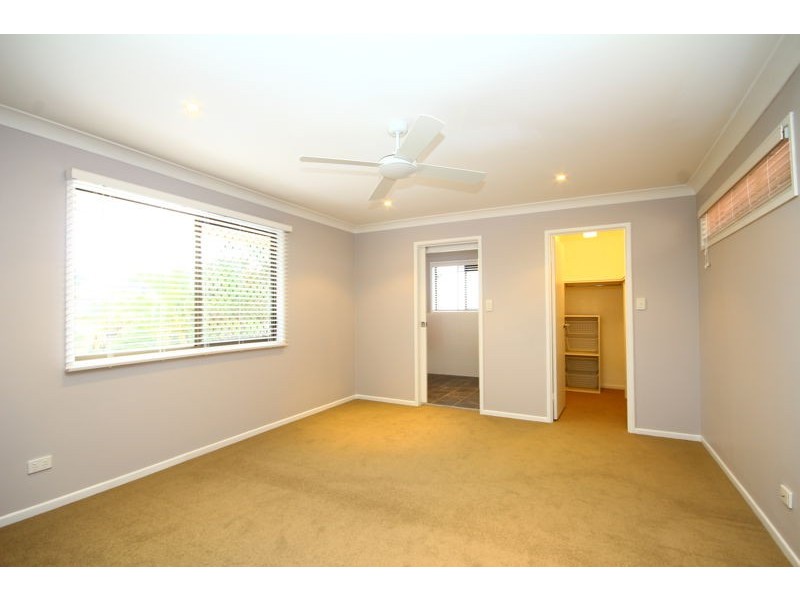 15 Falstaff Street, Sunnybank Hills QLD 4109
