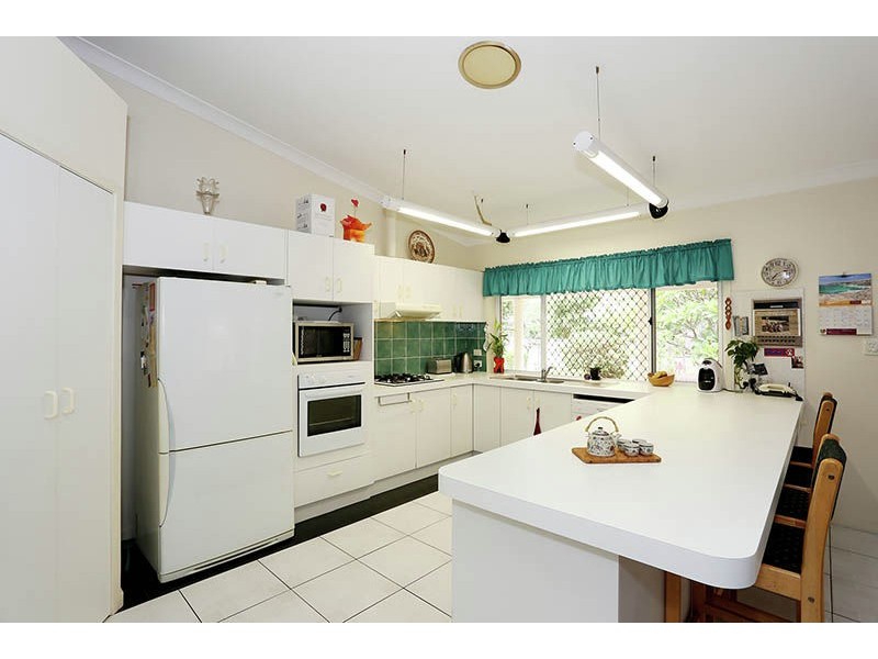 3 Felspar Street, Eight Mile Plains QLD 4113