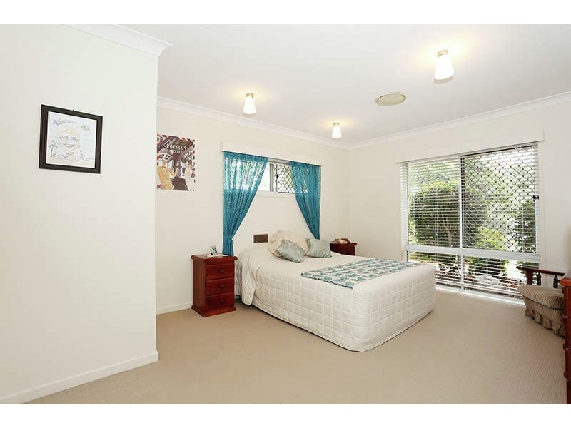 3 Felspar Street, Eight Mile Plains QLD 4113