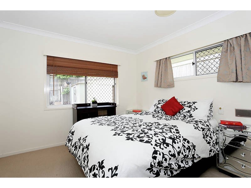 3 Felspar Street, Eight Mile Plains QLD 4113