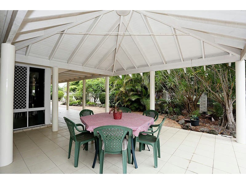 3 Felspar Street, Eight Mile Plains QLD 4113