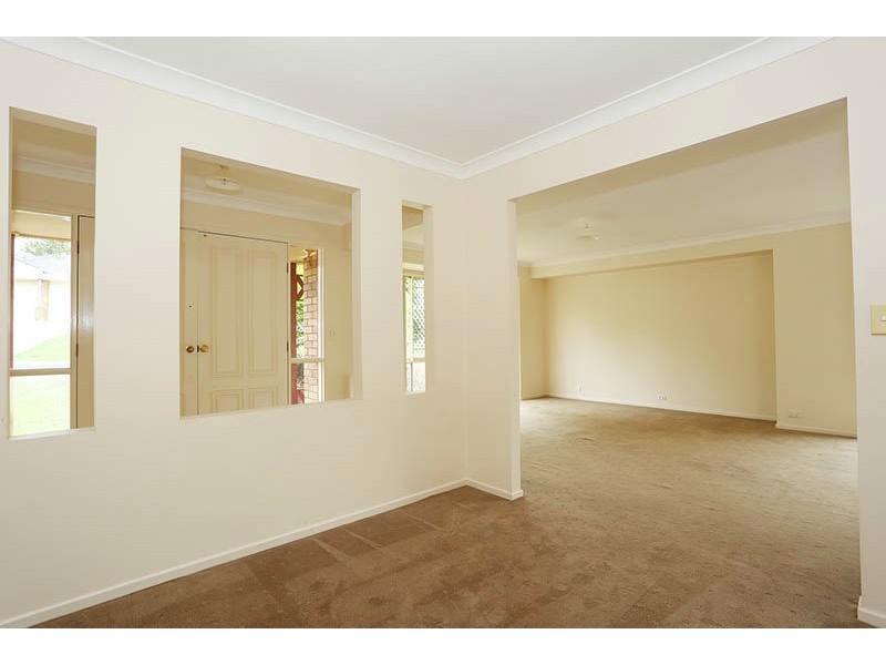 10 Savanna Place, Eight Mile Plains QLD 4113