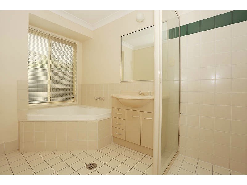 10 Savanna Place, Eight Mile Plains QLD 4113