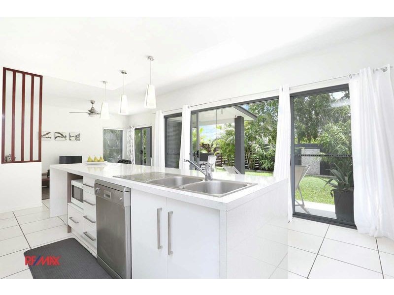 16 Brush Box Place, Heathwood QLD 4110