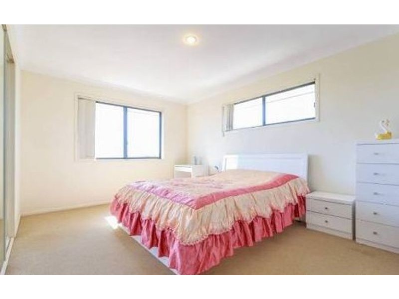 Parkinson QLD 4115