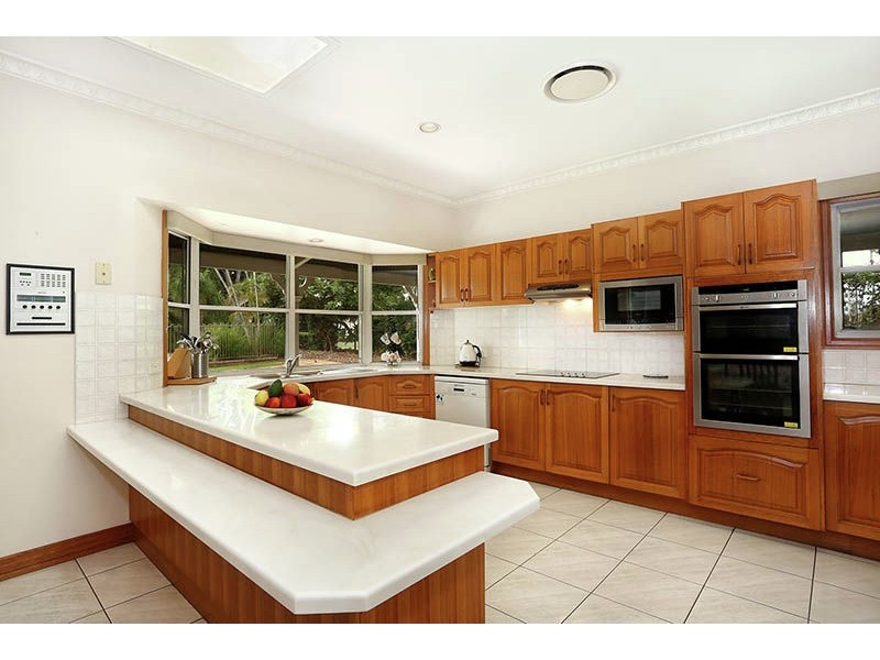 30 Veta Street, Robertson QLD 4109