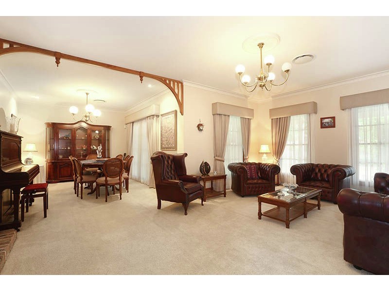 30 Veta Street, Robertson QLD 4109