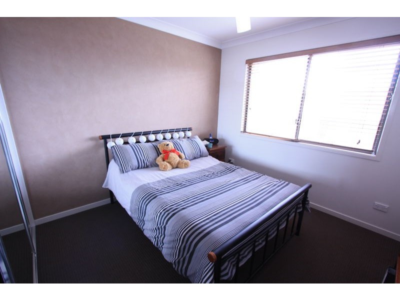 5/8 Charnwood ST, Sunnybank Hills QLD 4109