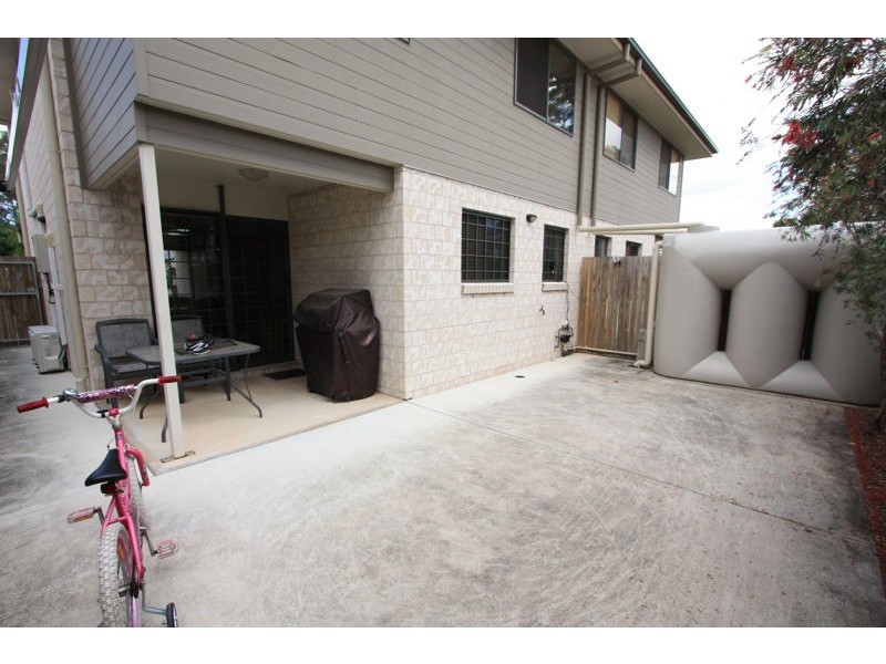 5/8 Charnwood ST, Sunnybank Hills QLD 4109