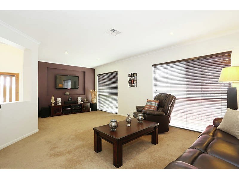 20 Langford Street, Eight Mile Plains QLD 4113