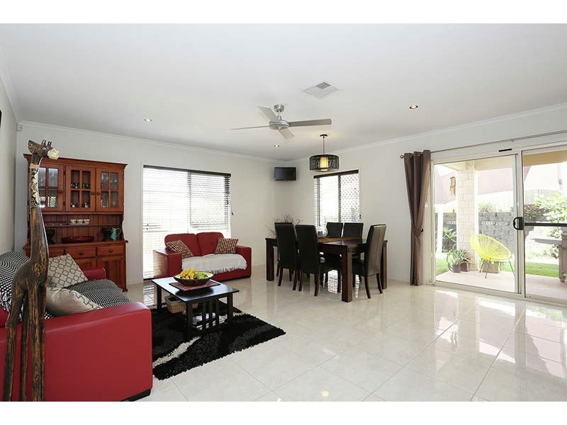 20 Langford Street, Eight Mile Plains QLD 4113