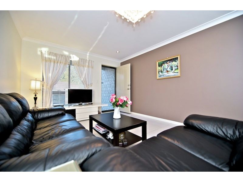 1/8 Charnwood Street, Sunnybank Hills QLD 4109