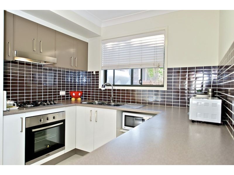 1/8 Charnwood Street, Sunnybank Hills QLD 4109