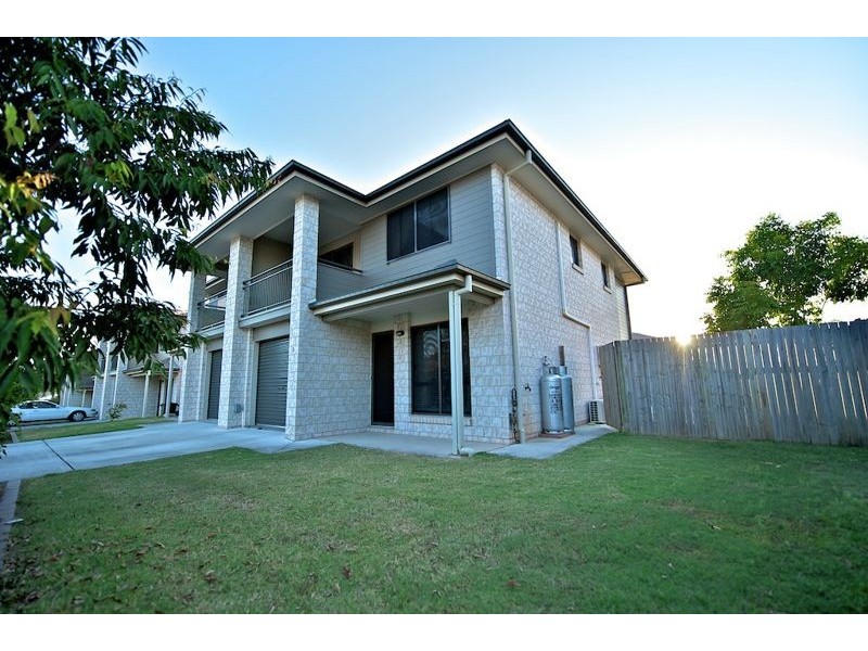 1/8 Charnwood Street, Sunnybank Hills QLD 4109