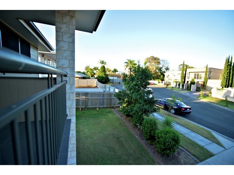 1/8 Charnwood Street, Sunnybank Hills QLD 4109