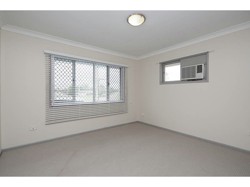 1548 Creek Road, Carina QLD 4152