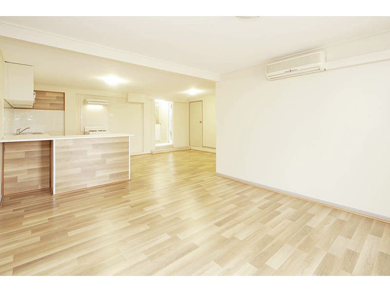 1548 Creek Road, Carina QLD 4152