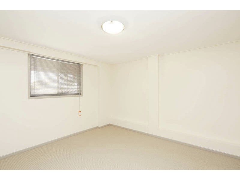 1548 Creek Road, Carina QLD 4152