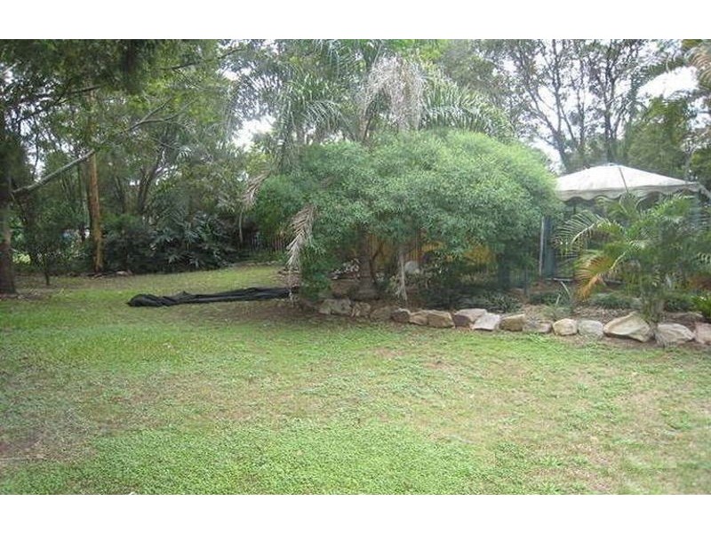 24 Vale Street, Bundamba QLD 4304