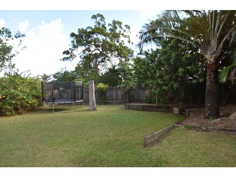 11 Thornhill Street, Springwood QLD 4127