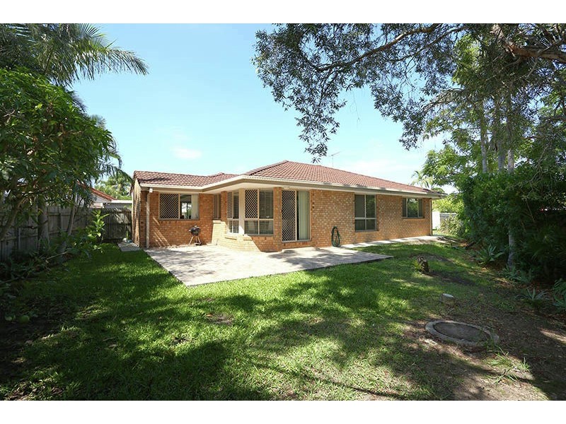 17 Poinciana Place, Eight Mile Plains QLD 4113