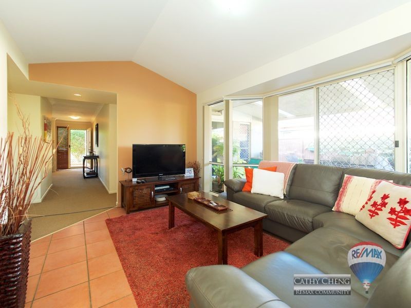 40 Orania Cres, Calamvale QLD 4116