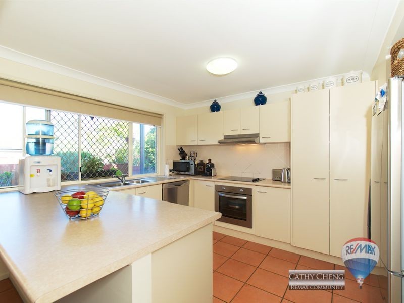 40 Orania Cres, Calamvale QLD 4116