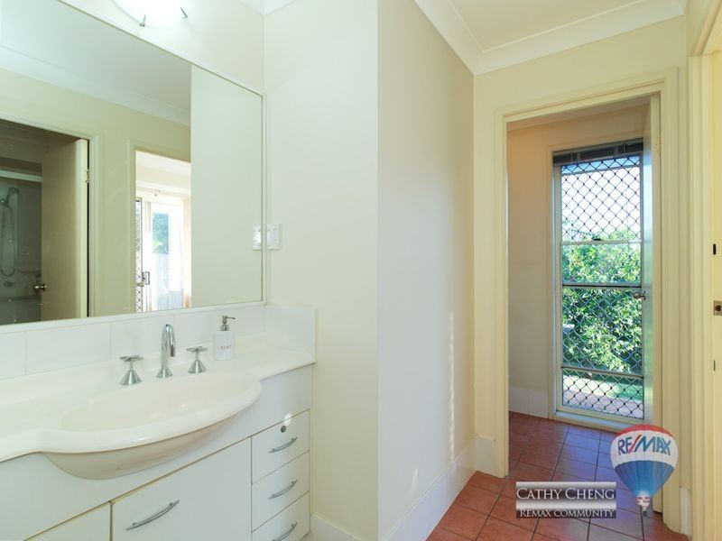 40 Orania Cres, Calamvale QLD 4116