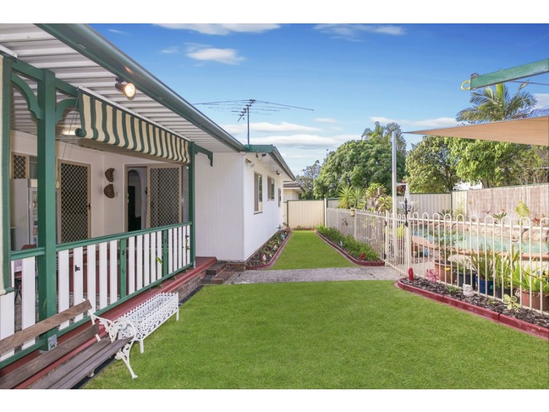 8 AUGSTEIN STREET, Coopers Plains QLD 4108