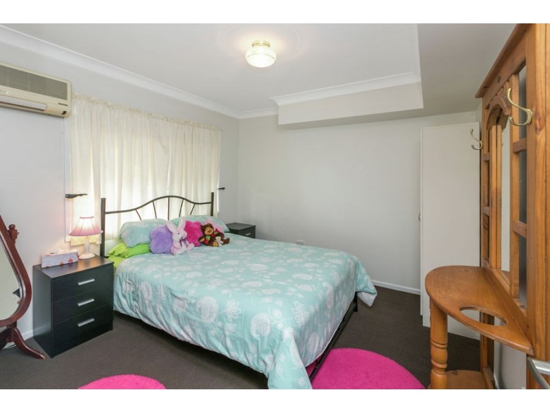 8 AUGSTEIN STREET, Coopers Plains QLD 4108