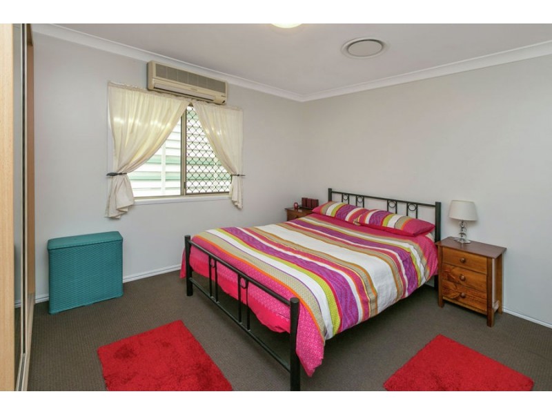 8 AUGSTEIN STREET, Coopers Plains QLD 4108