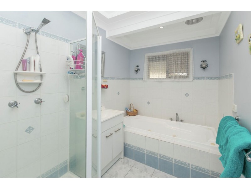 8 AUGSTEIN STREET, Coopers Plains QLD 4108