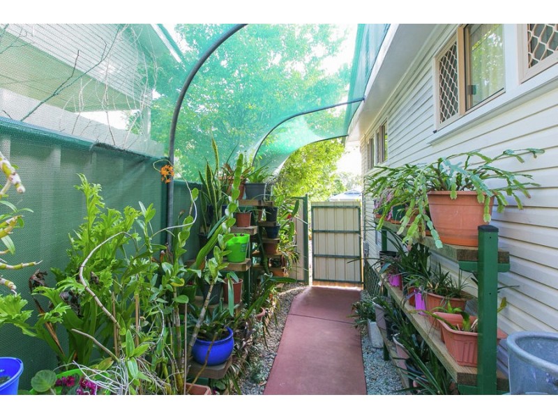 8 AUGSTEIN STREET, Coopers Plains QLD 4108