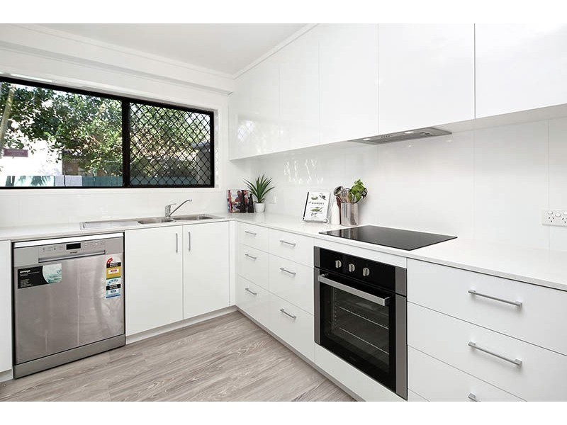 4 Bolinda Street, Eight Mile Plains QLD 4113