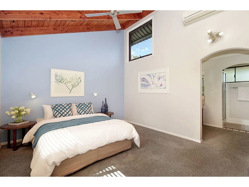 4 Bolinda Street, Eight Mile Plains QLD 4113