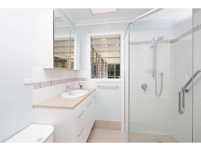 64 Sebring Street, Holland Park West QLD 4121