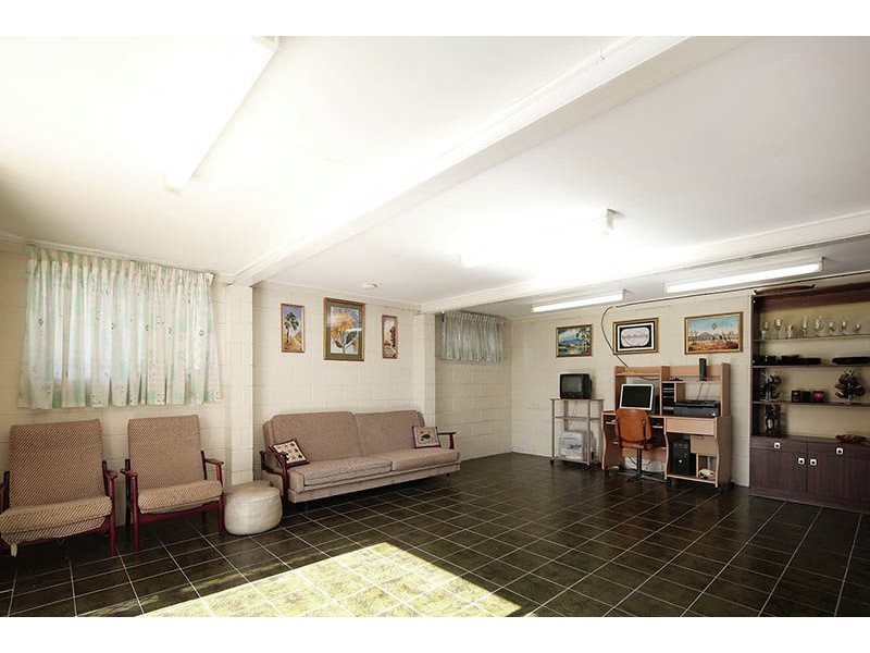 64 Sebring Street, Holland Park West QLD 4121