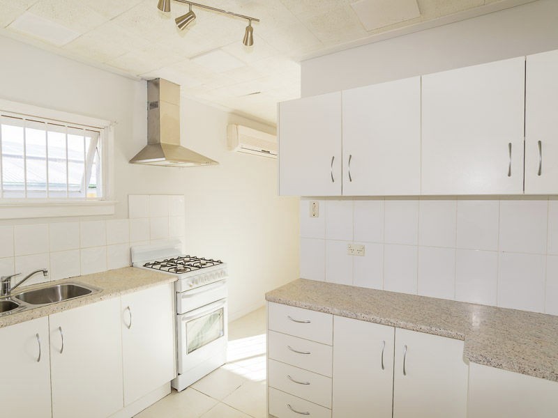 42 Wemvern Street,, Upper Mount Gravatt QLD 4122