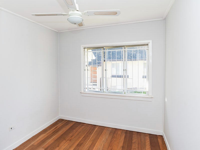42 Wemvern Street,, Upper Mount Gravatt QLD 4122