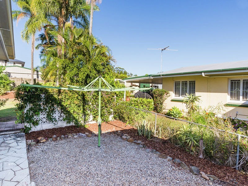 42 Wemvern Street,, Upper Mount Gravatt QLD 4122