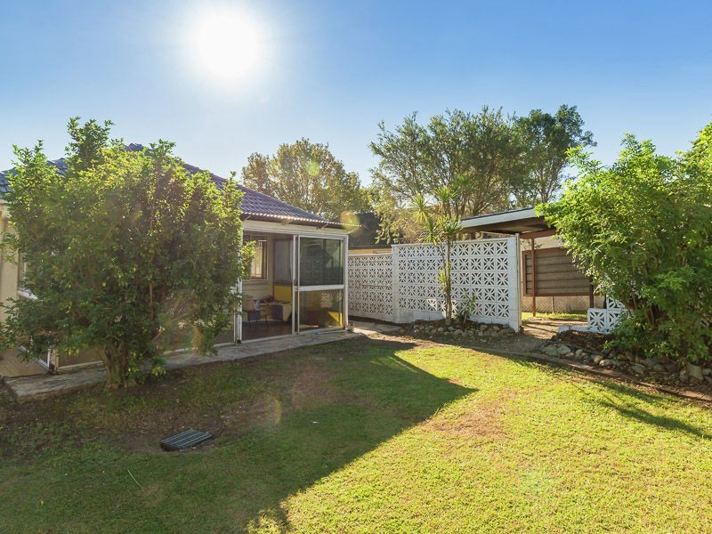42 Wemvern Street,, Upper Mount Gravatt QLD 4122