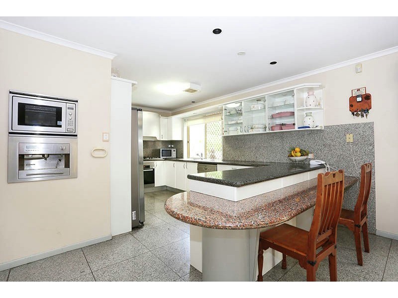 27 Metropole Street, Robertson QLD 4109