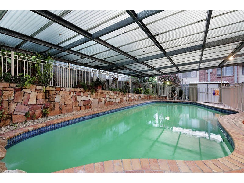 27 Metropole Street, Robertson QLD 4109