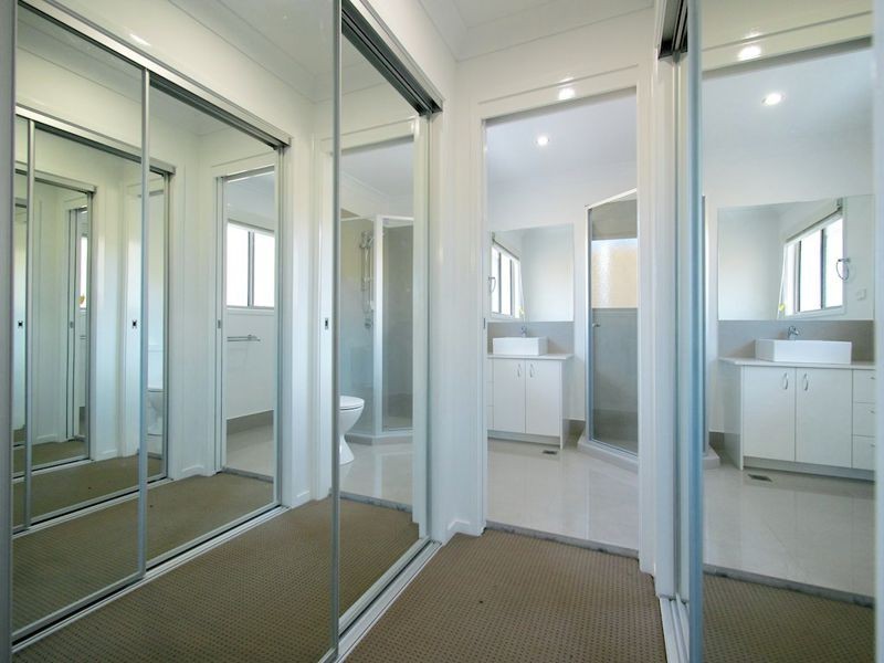 8/30 Girraween Ct, Parkinson QLD 4115