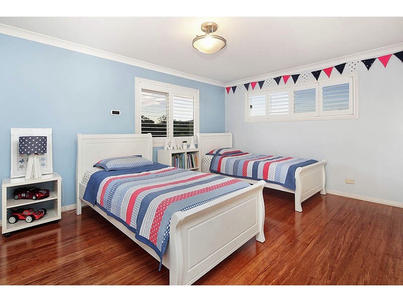 26 Hanrahan Street, Robertson QLD 4109