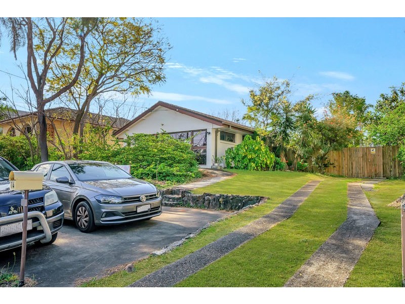 14 Cinderella Drive, Springwood QLD 4127
