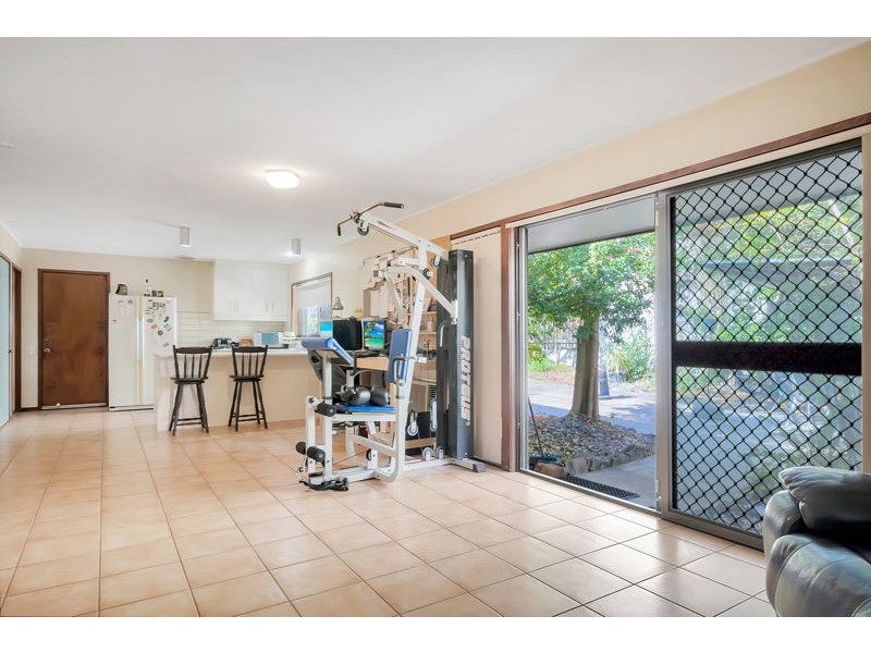 14 Cinderella Drive, Springwood QLD 4127